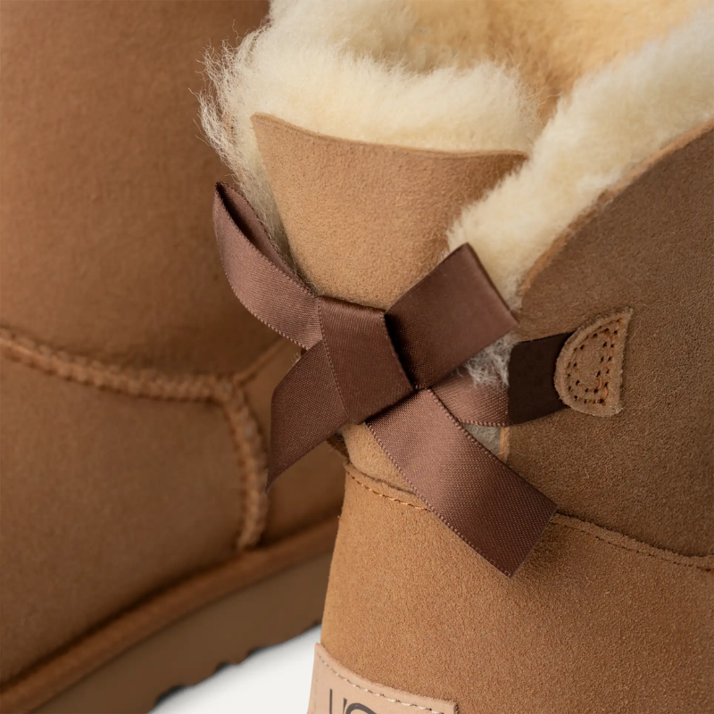 ugg-pumped-venture-daze-sand-black-60-1.png